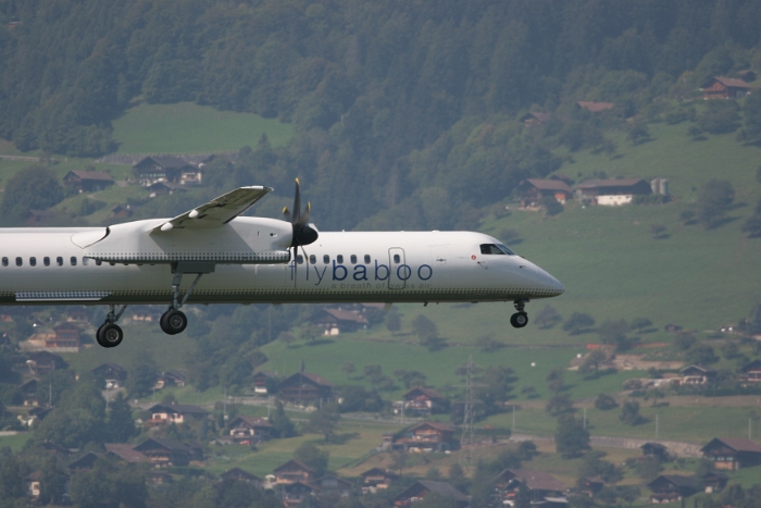 Dash 8-400 Flybaboo - 011